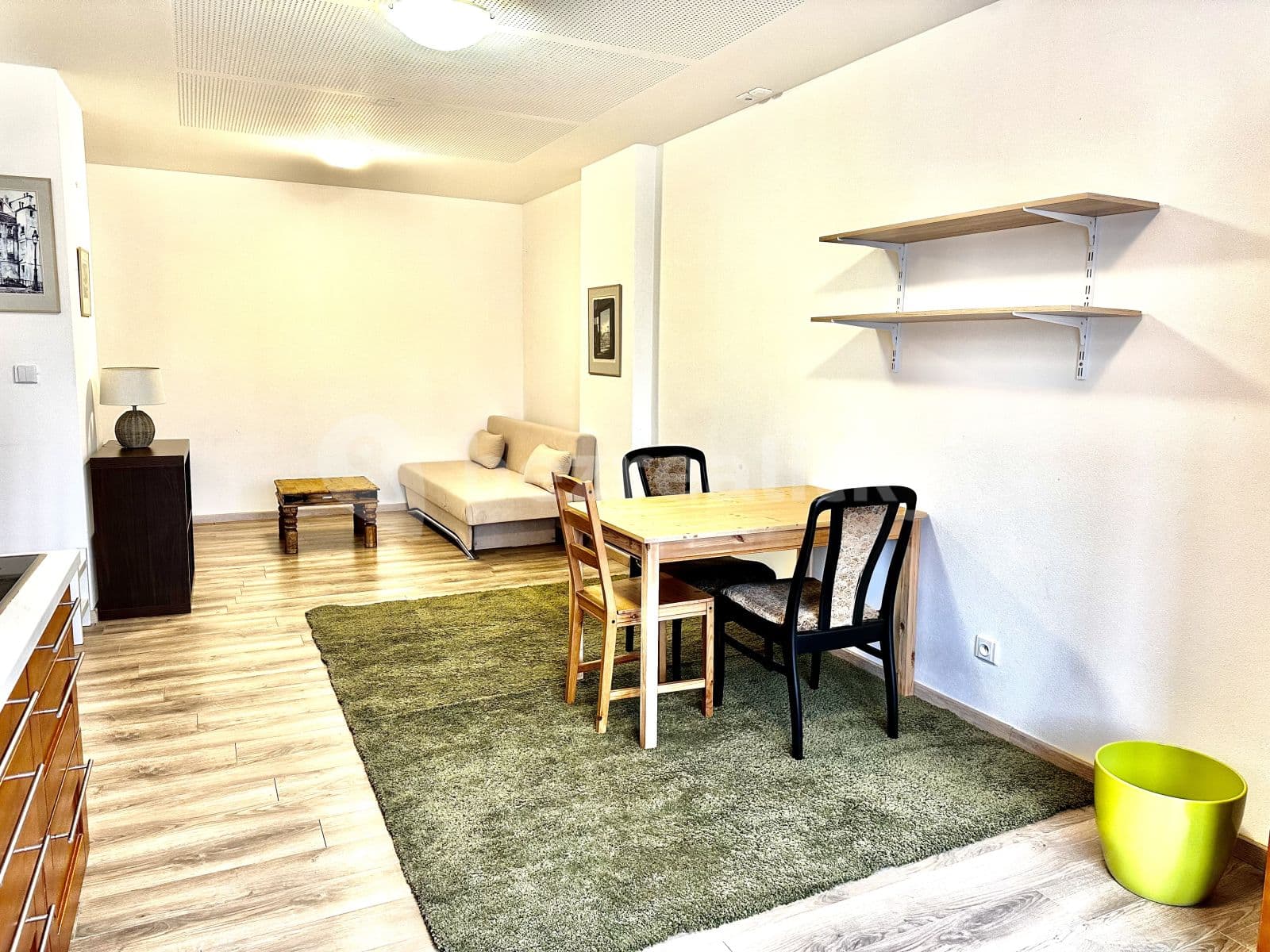 1 bedroom with open-plan kitchen flat to rent, 45 m², Ke Strašnické, Prague, Prague 1 bedroom with open-plan kitchen flat to rent, 45 m², Ke Strašnické, Prague, Prague