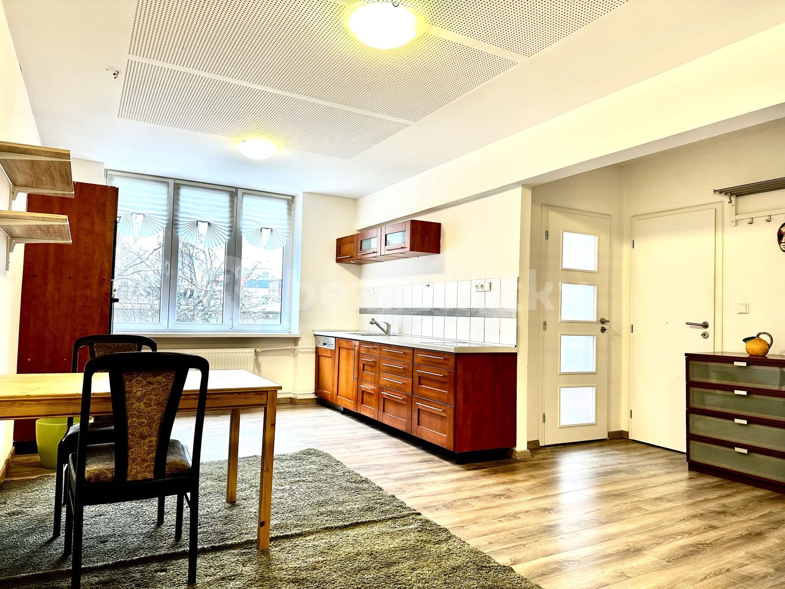 1 bedroom with open-plan kitchen flat to rent, 45 m², Ke Strašnické, Prague, Prague 1 bedroom with open-plan kitchen flat to rent, 45 m², Ke Strašnické, Prague, Prague