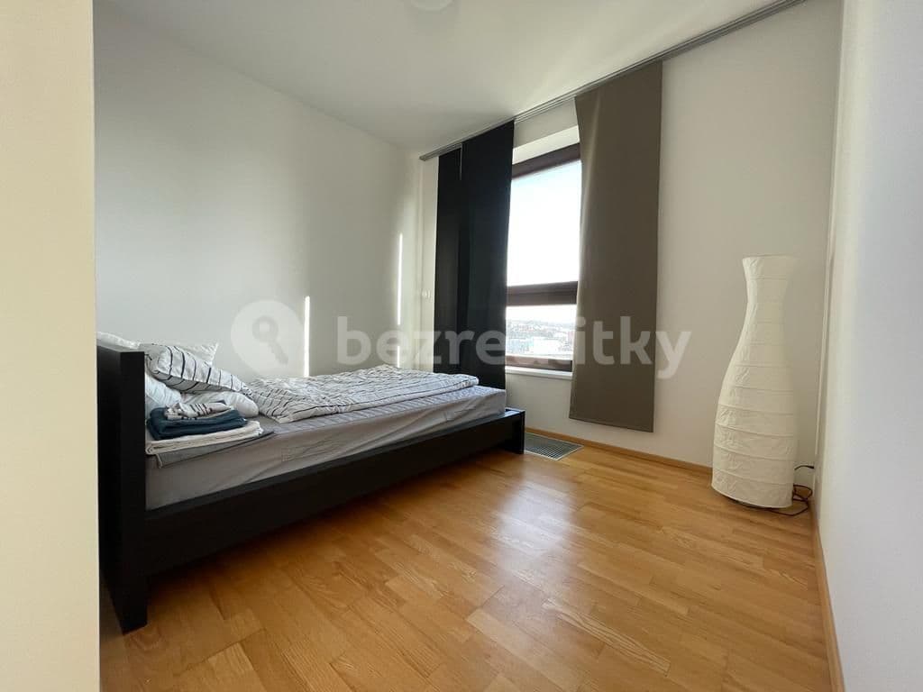 3 bedroom with open-plan kitchen flat to rent, 90 m², U Uranie, Prague, Prague 3 bedroom with open-plan kitchen flat to rent, 90 m², U Uranie, Prague, Prague