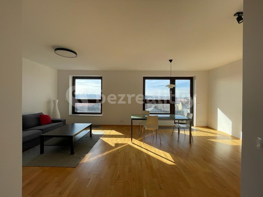 3 bedroom with open-plan kitchen flat to rent, 90 m², U Uranie, Prague, Prague 3 bedroom with open-plan kitchen flat to rent, 90 m², U Uranie, Prague, Prague
