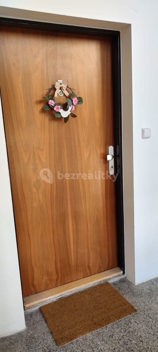 1 bedroom flat to rent, 40 m², Roháčova, Prague, Prague 1 bedroom flat to rent, 40 m², Roháčova, Prague, Prague