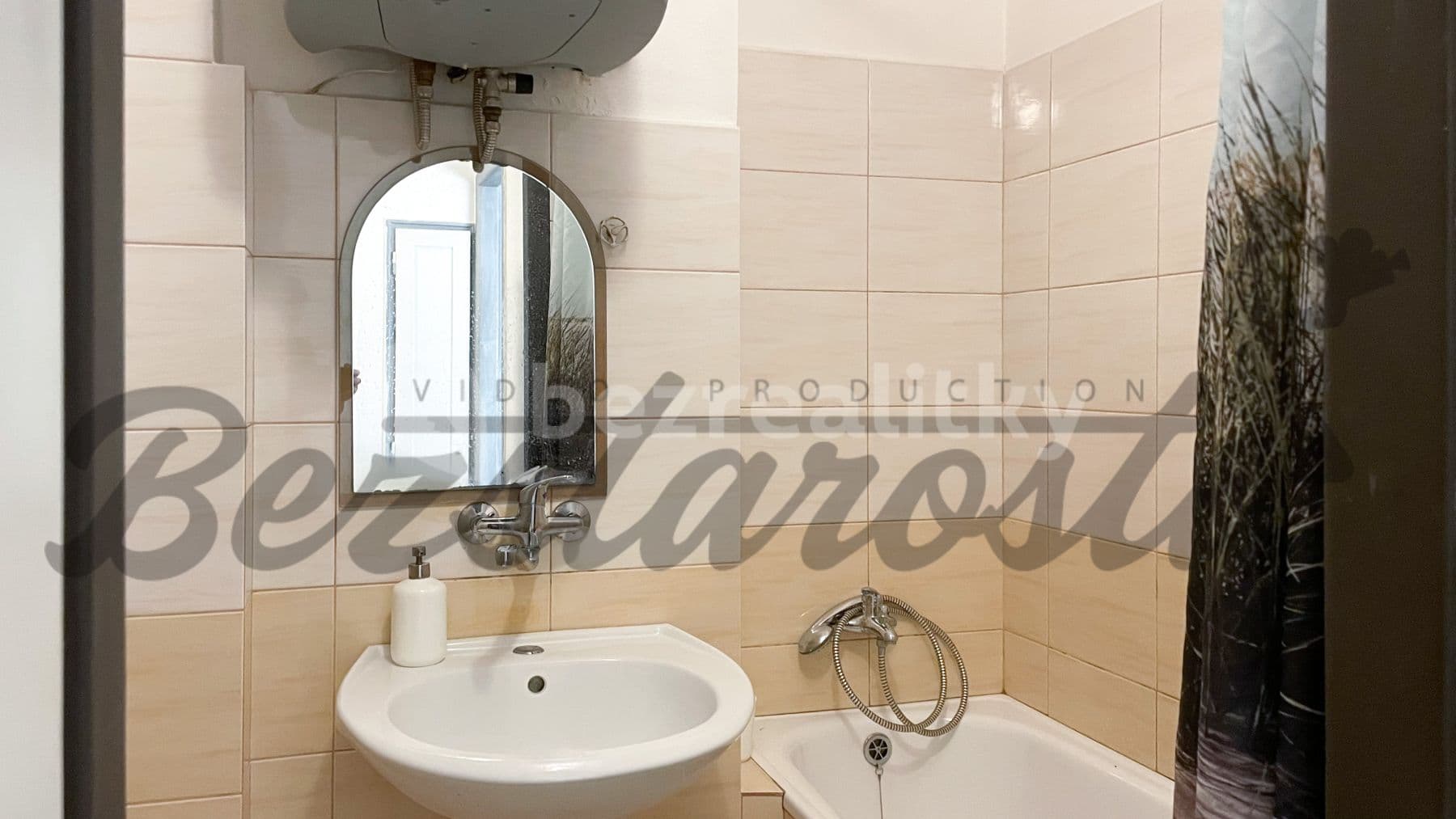 1 bedroom flat to rent, 34 m², Vrchlického, Prague, Prague 1 bedroom flat to rent, 34 m², Vrchlického, Prague, Prague