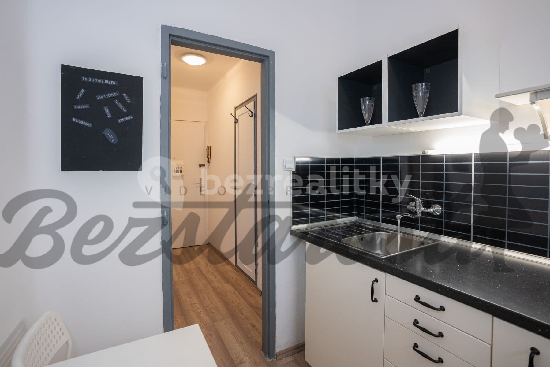 1 bedroom flat to rent, 34 m², Vrchlického, Prague, Prague 1 bedroom flat to rent, 34 m², Vrchlického, Prague, Prague