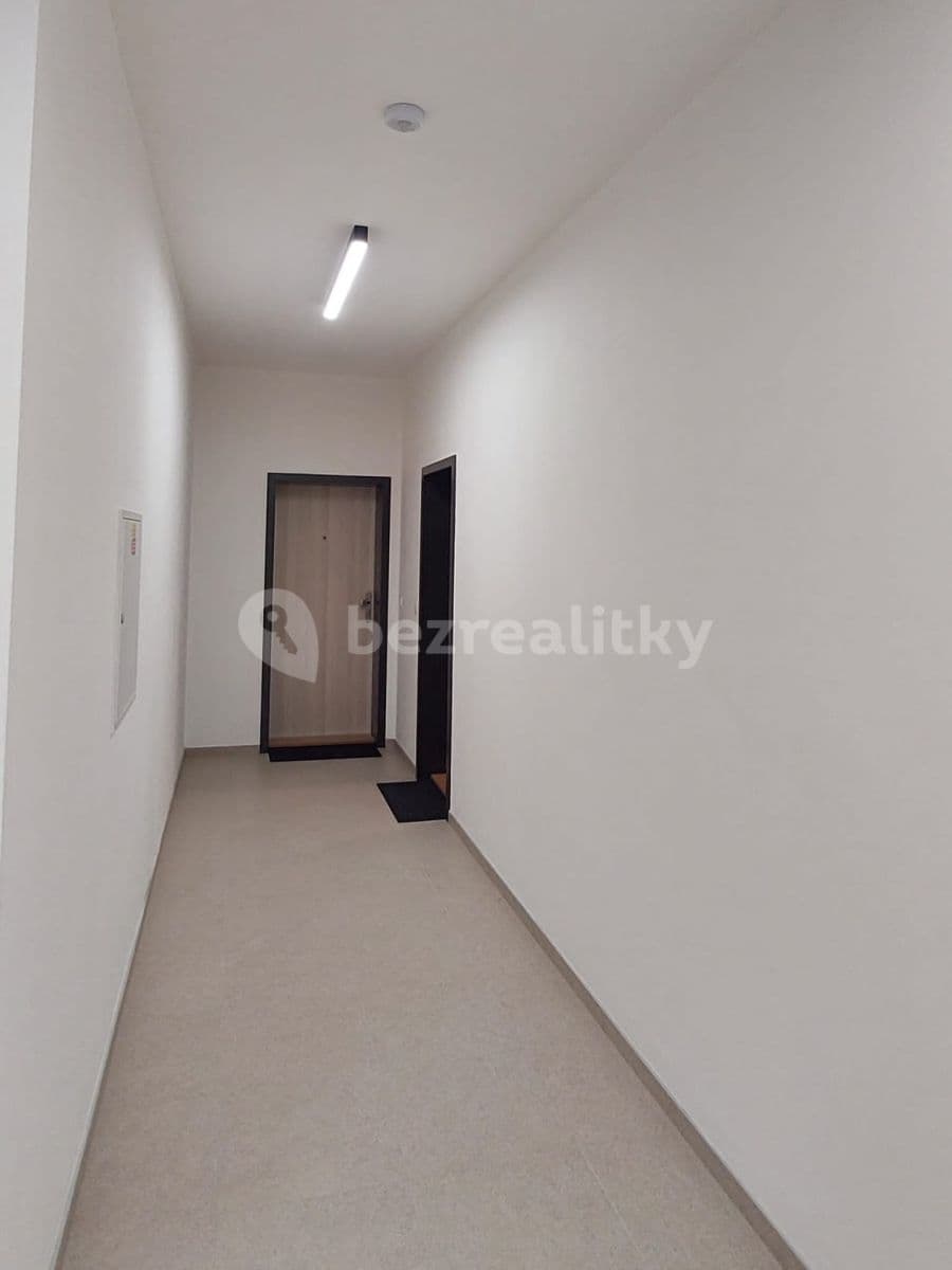 1 bedroom with open-plan kitchen flat to rent, 65 m², U Škol, Bučovice, Jihomoravský Region 1 bedroom with open-plan kitchen flat to rent, 65 m², U Škol, Bučovice, Jihomoravský Region