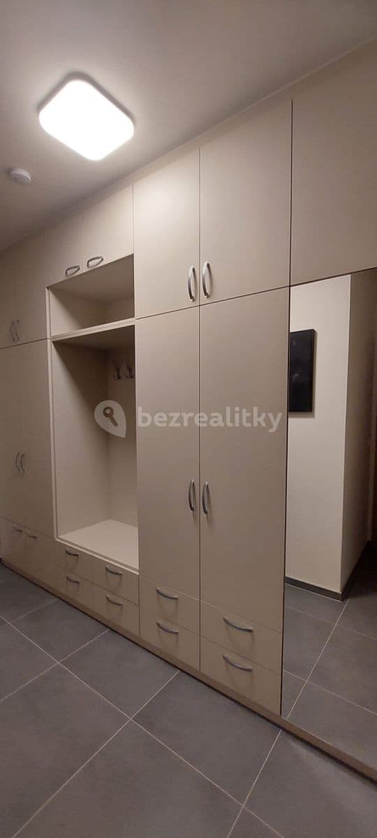 1 bedroom with open-plan kitchen flat to rent, 65 m², U Škol, Bučovice, Jihomoravský Region 1 bedroom with open-plan kitchen flat to rent, 65 m², U Škol, Bučovice, Jihomoravský Region