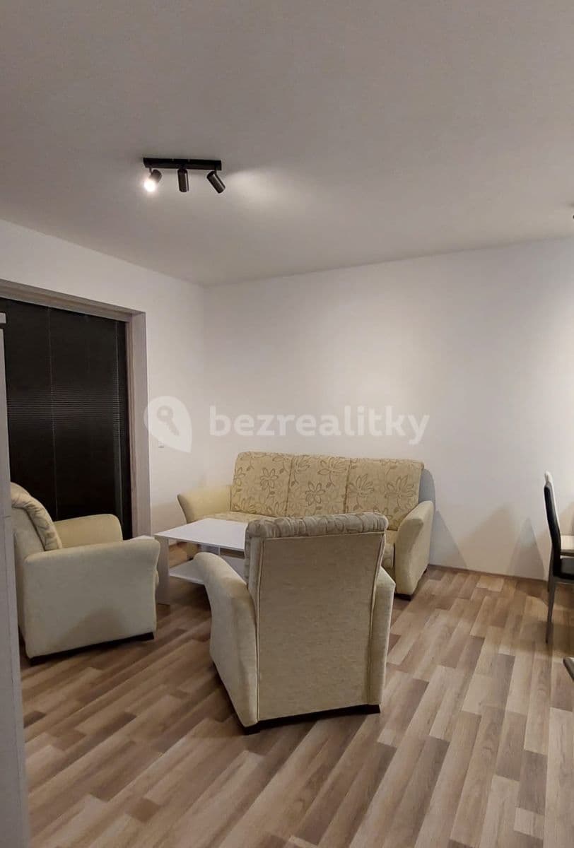 1 bedroom with open-plan kitchen flat to rent, 65 m², U Škol, Bučovice, Jihomoravský Region 1 bedroom with open-plan kitchen flat to rent, 65 m², U Škol, Bučovice, Jihomoravský Region
