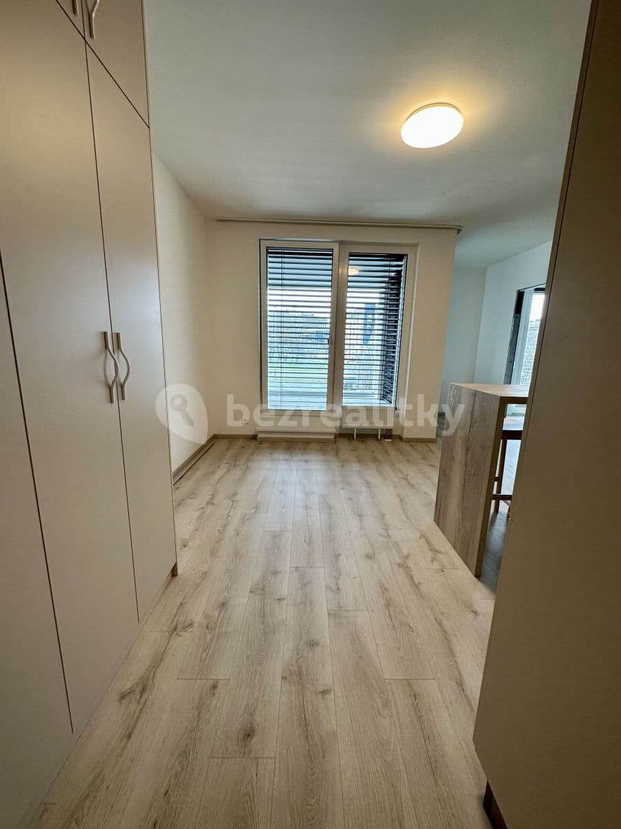 1 bedroom with open-plan kitchen flat to rent, 47 m², U Pergamenky, Prague, Prague 1 bedroom with open-plan kitchen flat to rent, 47 m², U Pergamenky, Prague, Prague