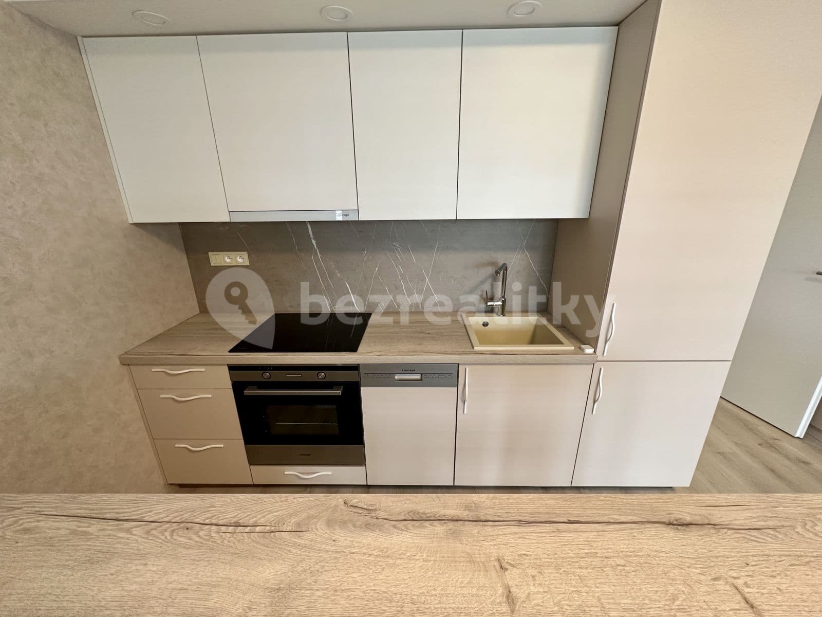 1 bedroom with open-plan kitchen flat to rent, 47 m², U Pergamenky, Prague, Prague 1 bedroom with open-plan kitchen flat to rent, 47 m², U Pergamenky, Prague, Prague