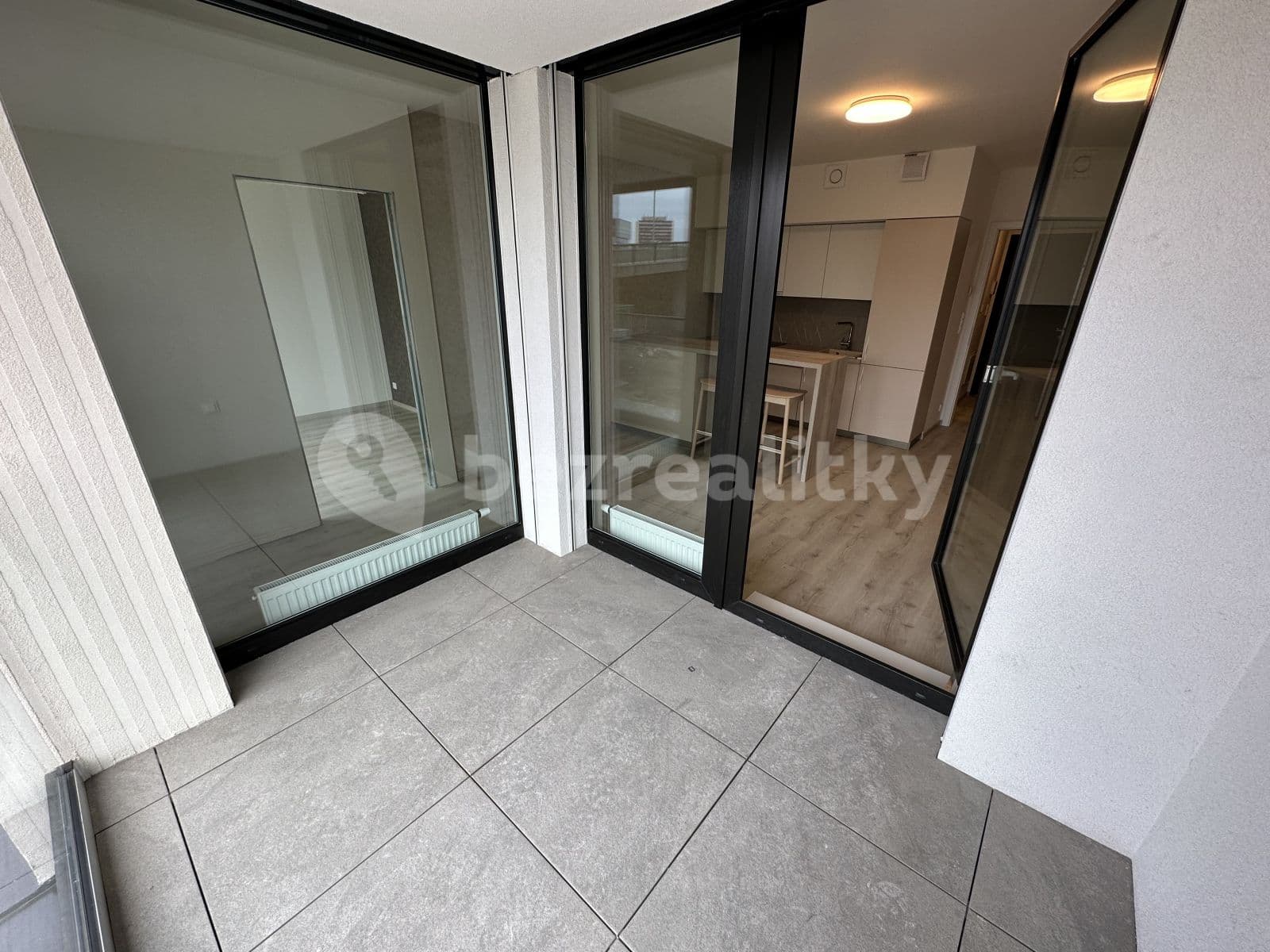 1 bedroom with open-plan kitchen flat to rent, 47 m², U Pergamenky, Prague, Prague 1 bedroom with open-plan kitchen flat to rent, 47 m², U Pergamenky, Prague, Prague