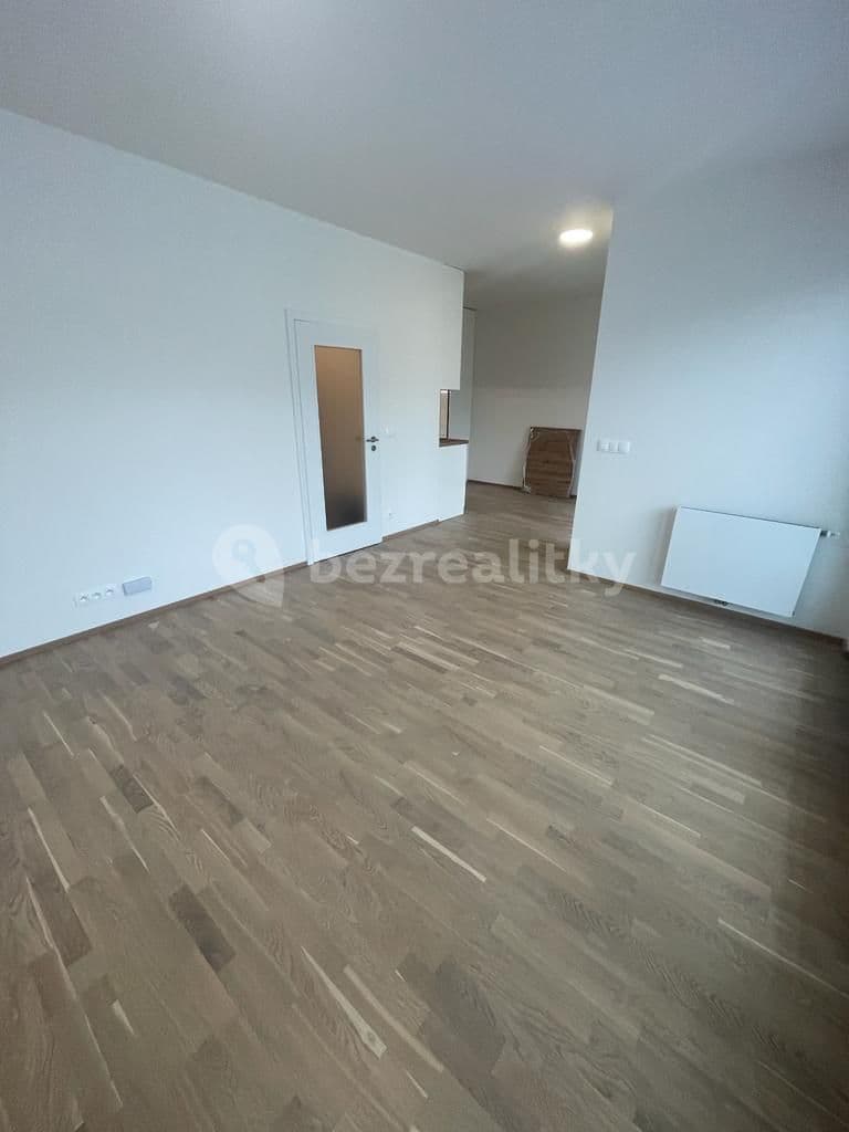 Studio flat to rent, 43 m², Breitfeldova, Prague, Prague Studio flat to rent, 43 m², Breitfeldova, Prague, Prague