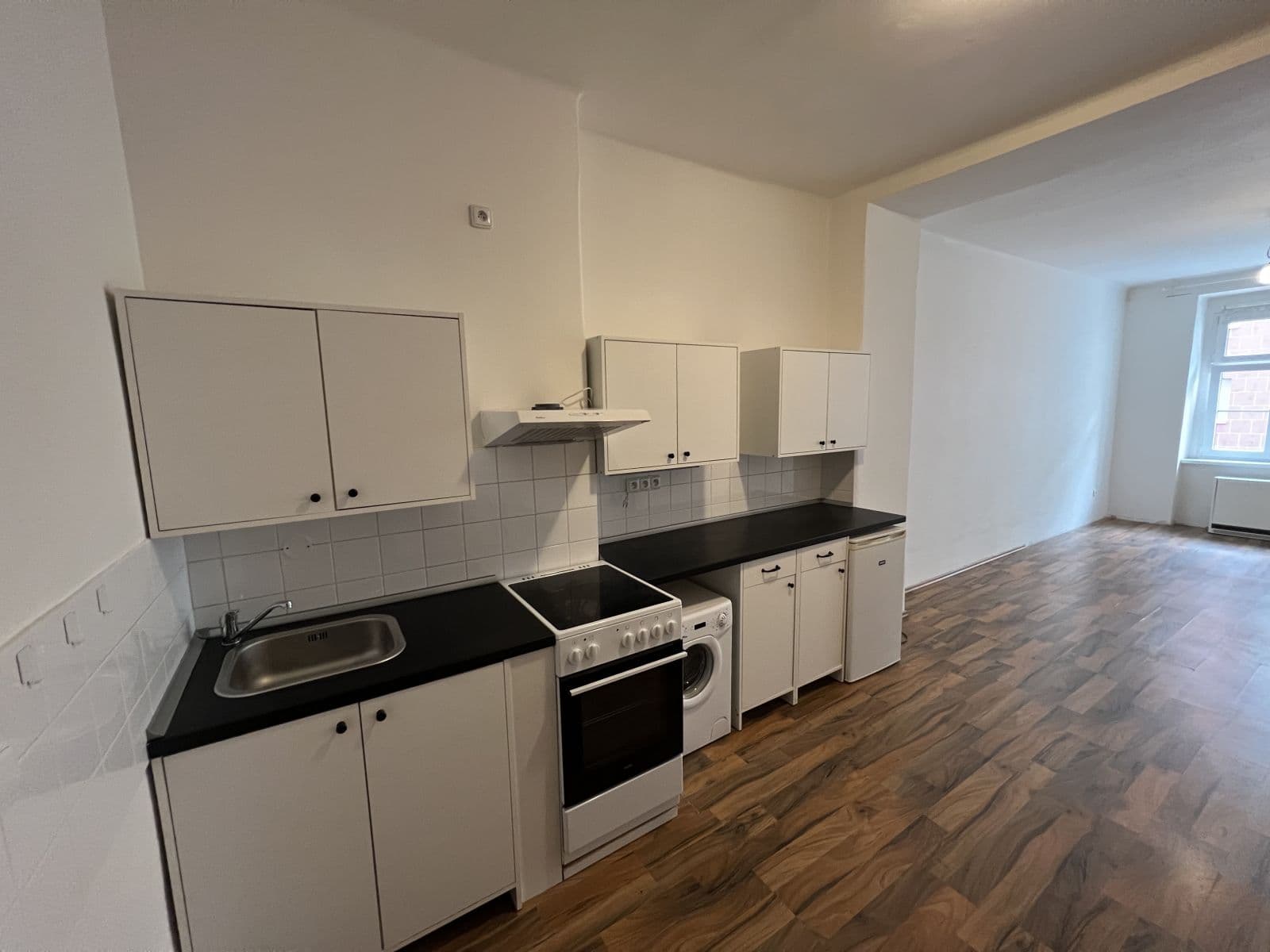 Studio flat to rent, 37 m², Kovářská, Prague, Prague Studio flat to rent, 37 m², Kovářská, Prague, Prague