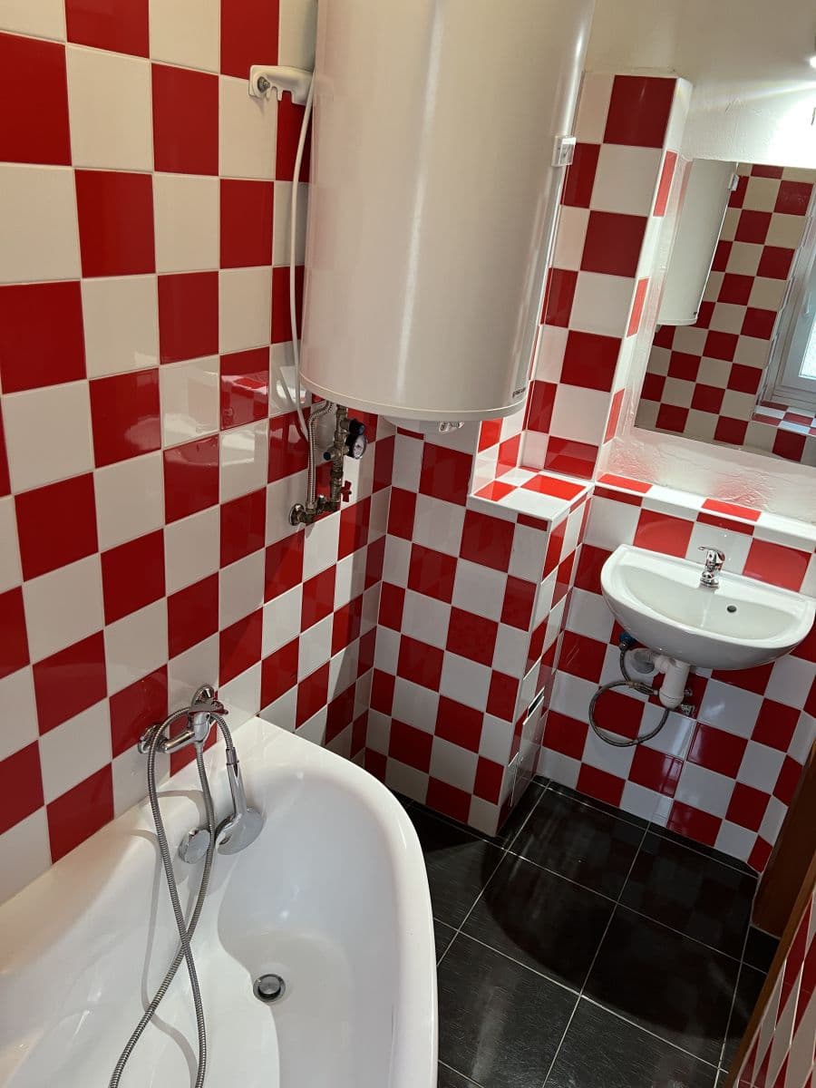Studio flat to rent, 37 m², Kovářská, Prague, Prague Studio flat to rent, 37 m², Kovářská, Prague, Prague