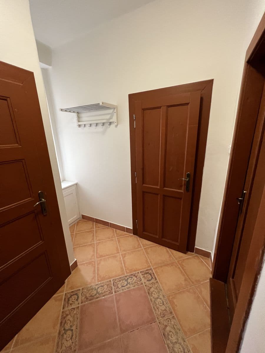 Studio flat to rent, 37 m², Kovářská, Prague, Prague Studio flat to rent, 37 m², Kovářská, Prague, Prague