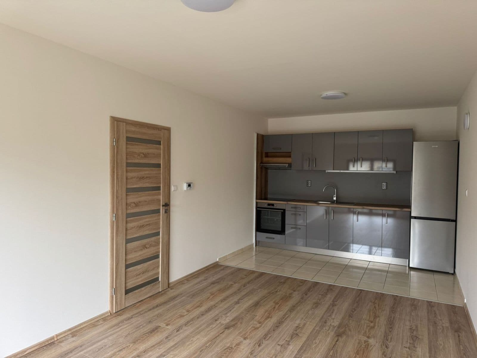 1 bedroom with open-plan kitchen flat to rent, 47 m², Zahradní, Jílové u Prahy, Středočeský Region 1 bedroom with open-plan kitchen flat to rent, 47 m², Zahradní, Jílové u Prahy, Středočeský Region