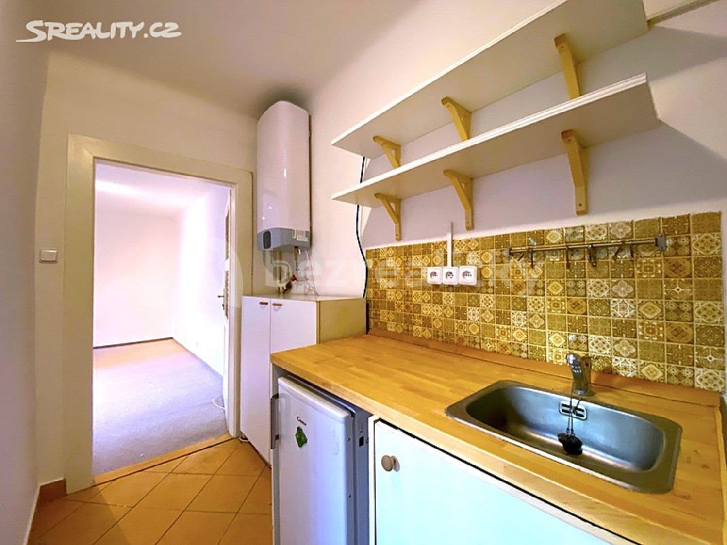 Studio flat to rent, 28 m², Na Dolinách, Prague, Prague Studio flat to rent, 28 m², Na Dolinách, Prague, Prague