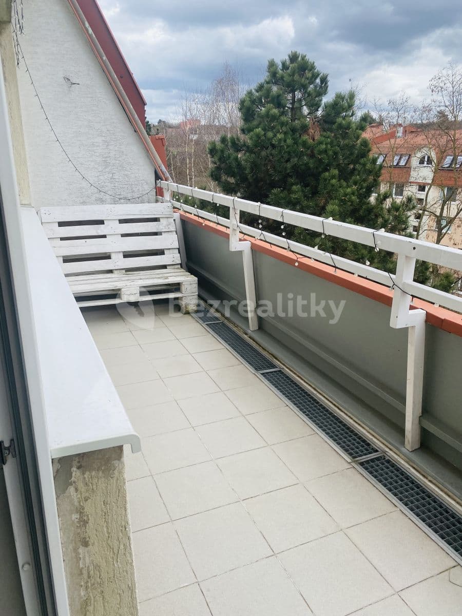 2 bedroom with open-plan kitchen flat to rent, 63 m², Na Kavčí skále, Říčany, Středočeský Region 2 bedroom with open-plan kitchen flat to rent, 63 m², Na Kavčí skále, Říčany, Středočeský Region