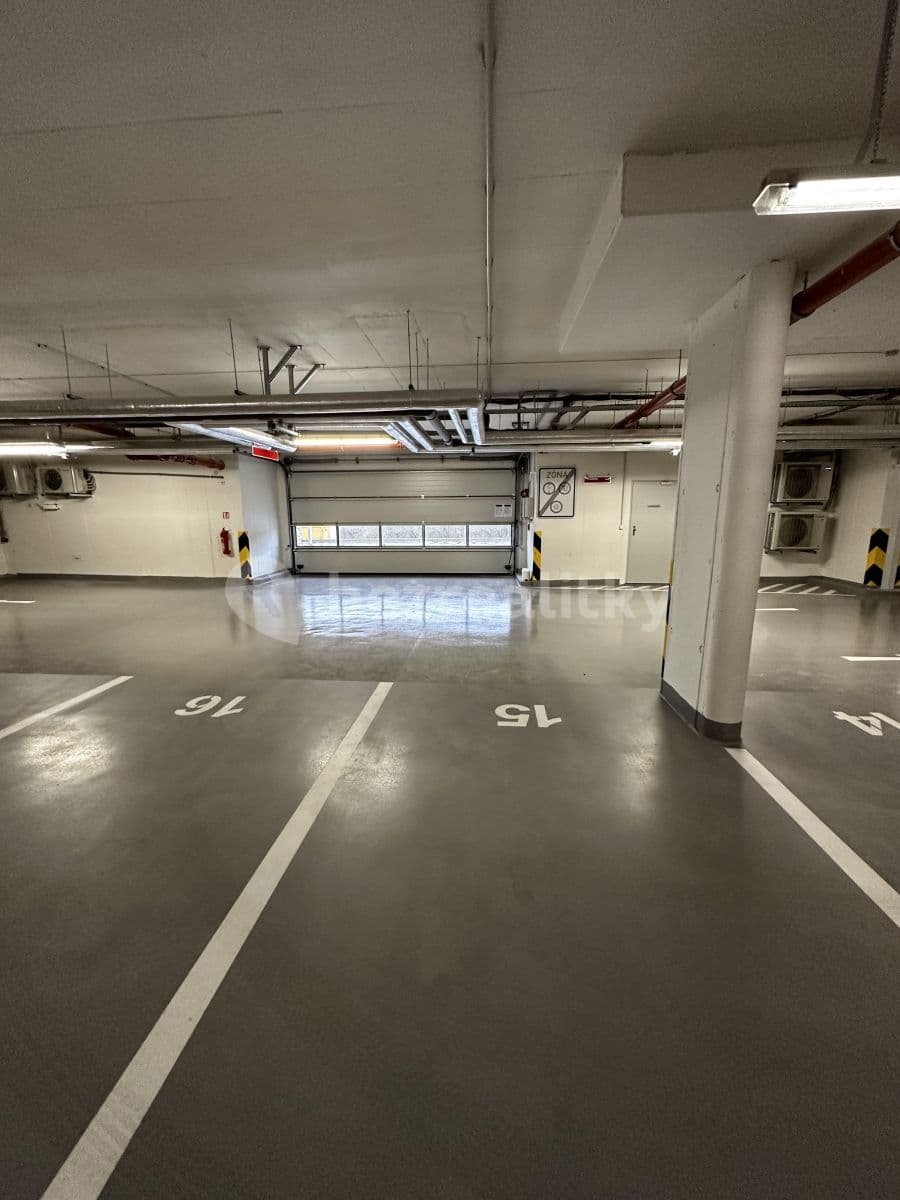 1 bedroom with open-plan kitchen flat to rent, 83 m², Lučištníků, Prague, Prague 1 bedroom with open-plan kitchen flat to rent, 83 m², Lučištníků, Prague, Prague