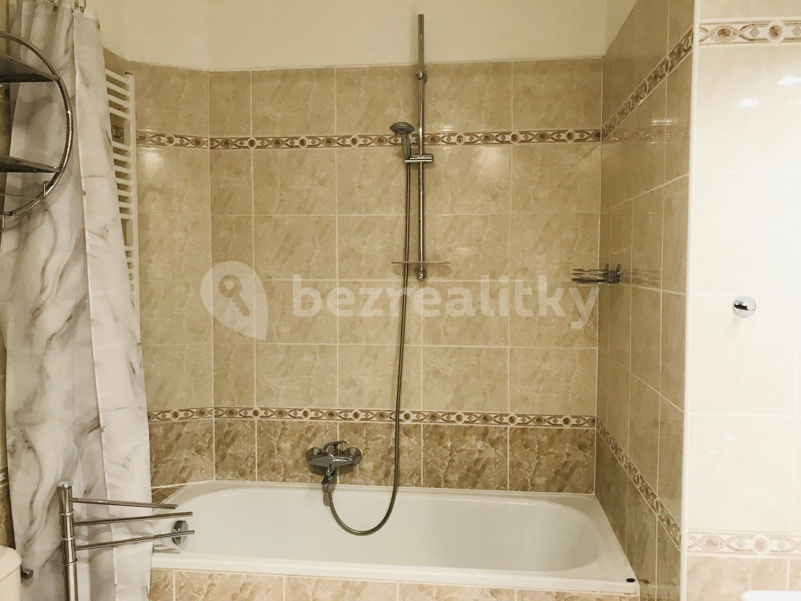 2 bedroom with open-plan kitchen flat to rent, 75 m², Budečská, Prague, Prague 2 bedroom with open-plan kitchen flat to rent, 75 m², Budečská, Prague, Prague
