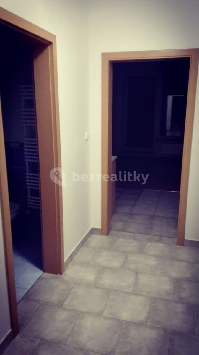 Studio flat to rent, 30 m², Na Honech I, Zlín, Zlínský Region Studio flat to rent, 30 m², Na Honech I, Zlín, Zlínský Region