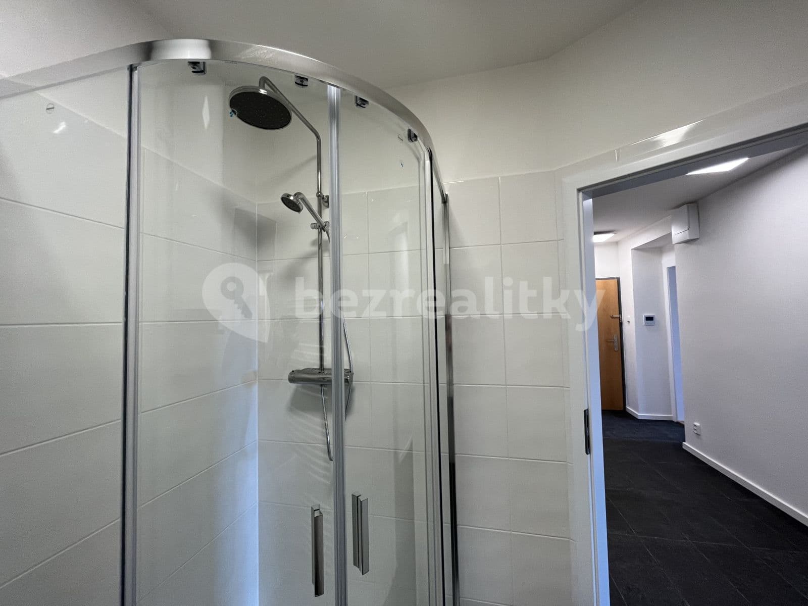 2 bedroom flat to rent, 53 m², Velehradská, Prague, Prague 2 bedroom flat to rent, 53 m², Velehradská, Prague, Prague