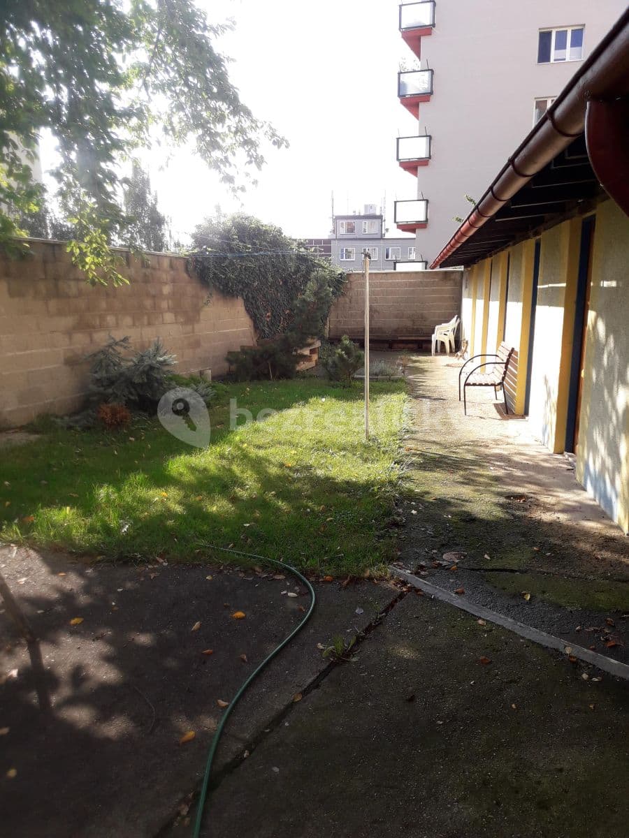 2 bedroom flat to rent, 57 m², Marie Cibulkové, Prague, Prague 2 bedroom flat to rent, 57 m², Marie Cibulkové, Prague, Prague