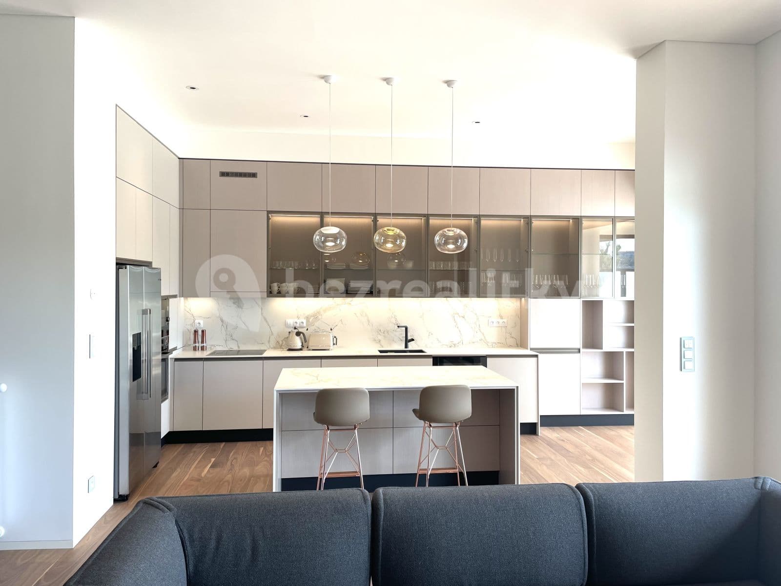 2 bedroom with open-plan kitchen flat to rent, 145 m², Sanderova, Prague, Prague 2 bedroom with open-plan kitchen flat to rent, 145 m², Sanderova, Prague, Prague