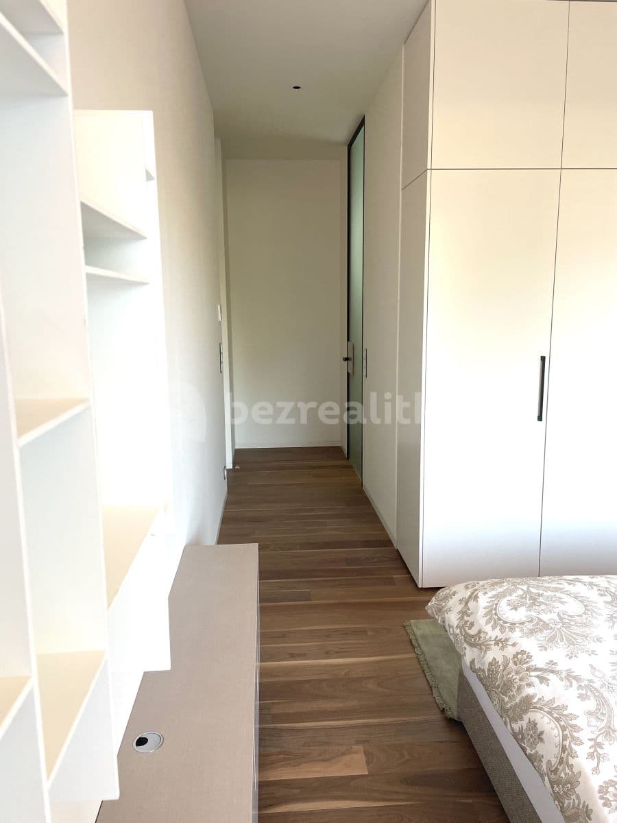 2 bedroom with open-plan kitchen flat to rent, 145 m², Sanderova, Prague, Prague 2 bedroom with open-plan kitchen flat to rent, 145 m², Sanderova, Prague, Prague