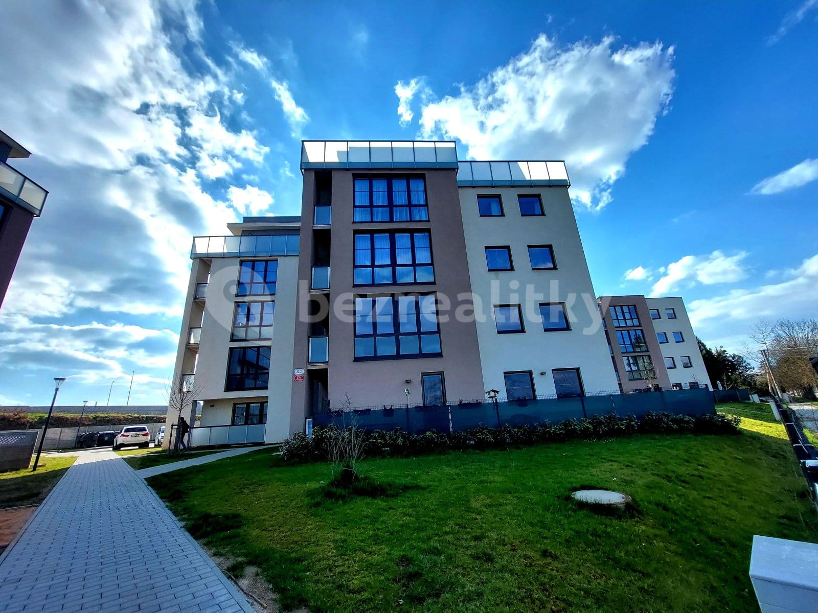 Studio flat to rent, 37 m², U Velkého rybníka, Plzeň, Plzeňský Region Studio flat to rent, 37 m², U Velkého rybníka, Plzeň, Plzeňský Region