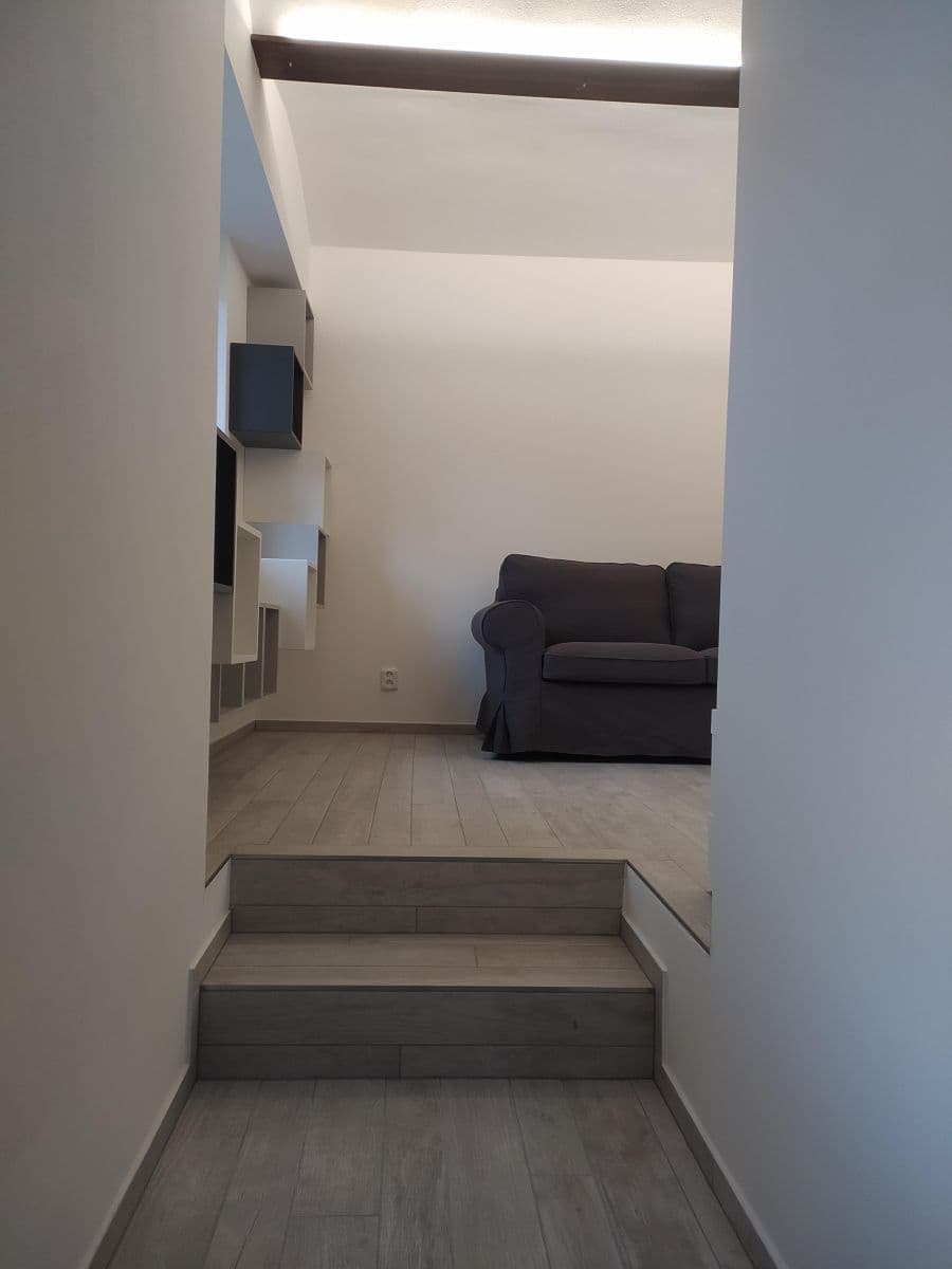 1 bedroom with open-plan kitchen flat to rent, 46 m², Čisovická, Mníšek pod Brdy, Středočeský Region 1 bedroom with open-plan kitchen flat to rent, 46 m², Čisovická, Mníšek pod Brdy, Středočeský Region
