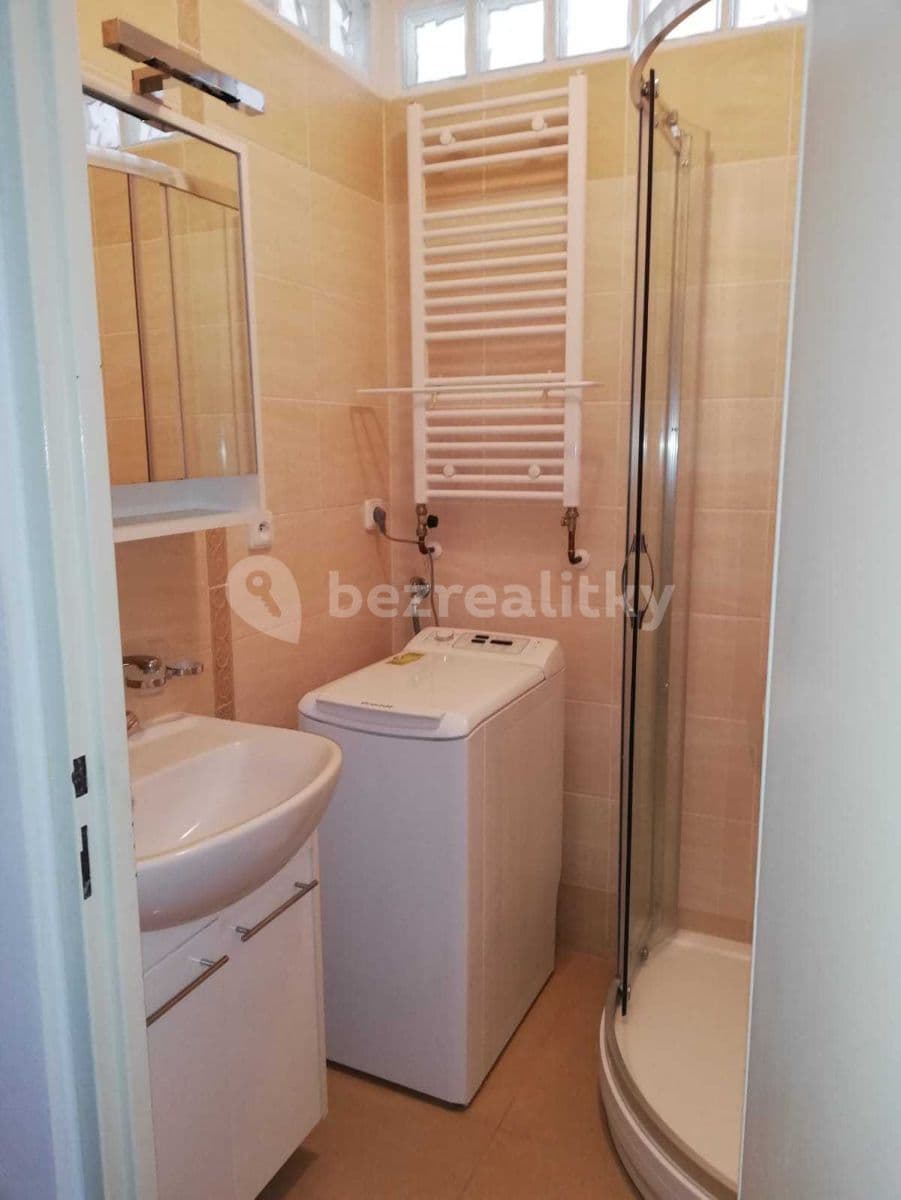 2 bedroom flat to rent, 52 m², Chelčického, Zlín, Zlínský Region 2 bedroom flat to rent, 52 m², Chelčického, Zlín, Zlínský Region