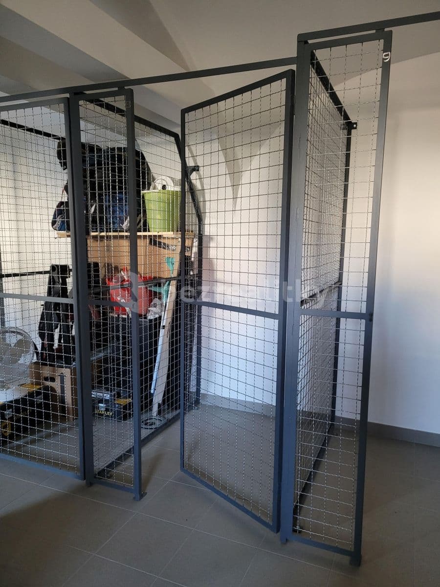 Studio flat to rent, 37 m², Zlončice, Středočeský Region Studio flat to rent, 37 m², Zlončice, Středočeský Region