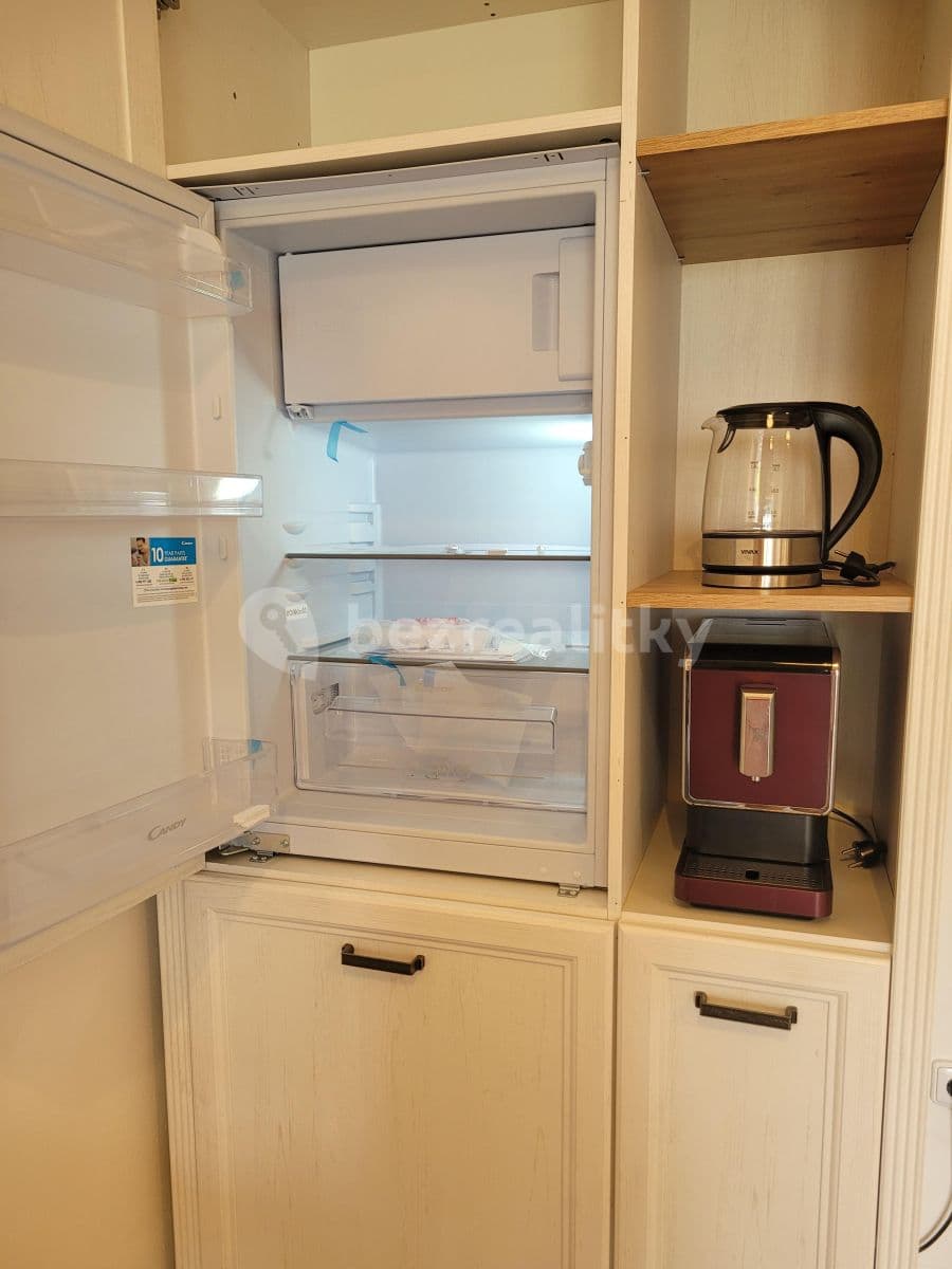 Studio flat to rent, 37 m², Zlončice, Středočeský Region Studio flat to rent, 37 m², Zlončice, Středočeský Region