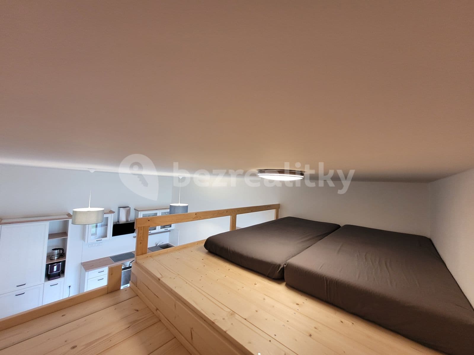 Studio flat to rent, 37 m², Zlončice, Středočeský Region Studio flat to rent, 37 m², Zlončice, Středočeský Region