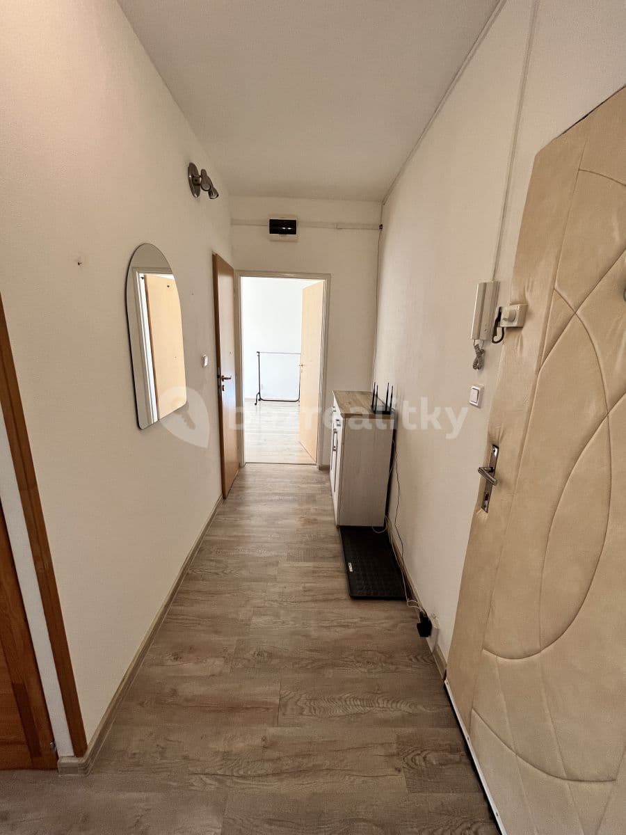 2 bedroom flat to rent, 60 m², sídliště Vajgar, Jindřichův Hradec, Jihočeský Region 2 bedroom flat to rent, 60 m², sídliště Vajgar, Jindřichův Hradec, Jihočeský Region