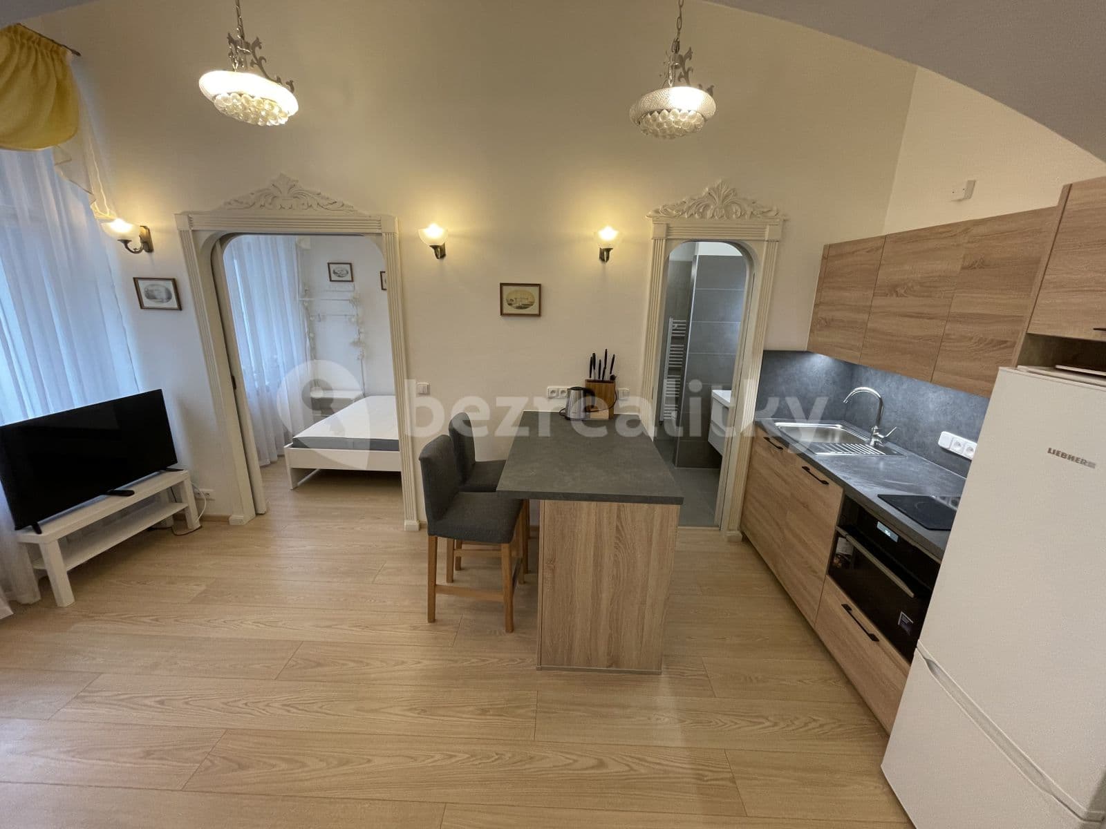 1 bedroom with open-plan kitchen flat to rent, 32 m², Jindřicha Plachty, Prague, Prague 1 bedroom with open-plan kitchen flat to rent, 32 m², Jindřicha Plachty, Prague, Prague