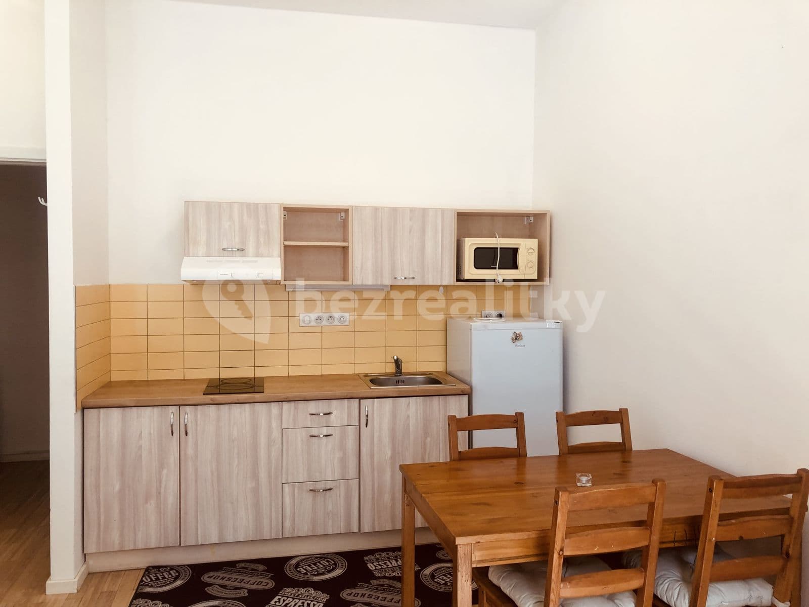 Studio flat to rent, 30 m², Bořivojova, Prague, Prague Studio flat to rent, 30 m², Bořivojova, Prague, Prague