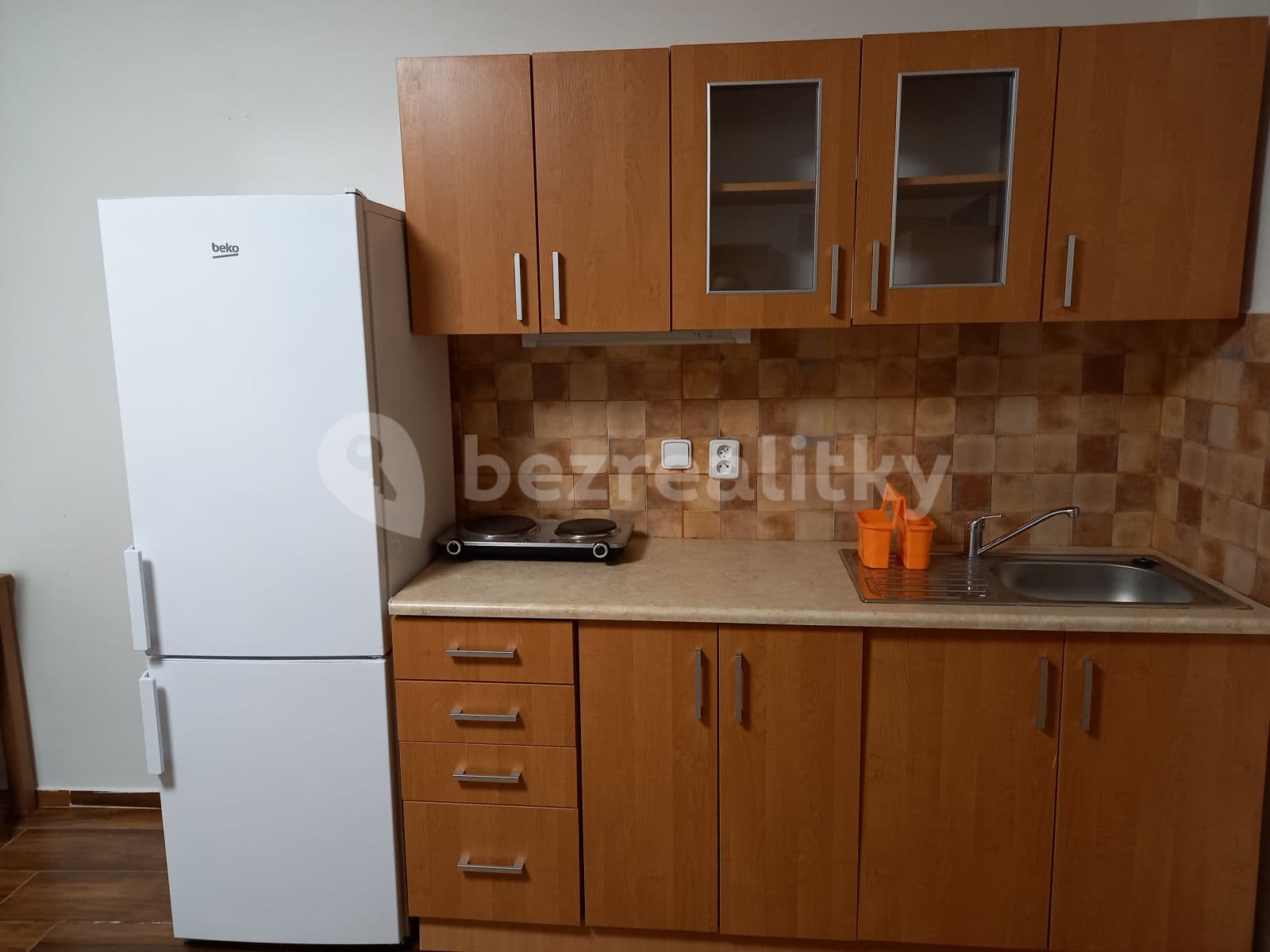 Studio flat to rent, 38 m², Do Klecánek, Klecany, Středočeský Region Studio flat to rent, 38 m², Do Klecánek, Klecany, Středočeský Region