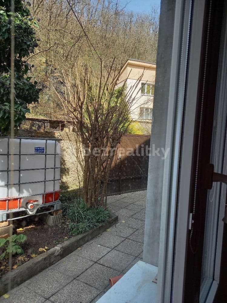 Studio flat to rent, 38 m², Do Klecánek, Klecany, Středočeský Region Studio flat to rent, 38 m², Do Klecánek, Klecany, Středočeský Region