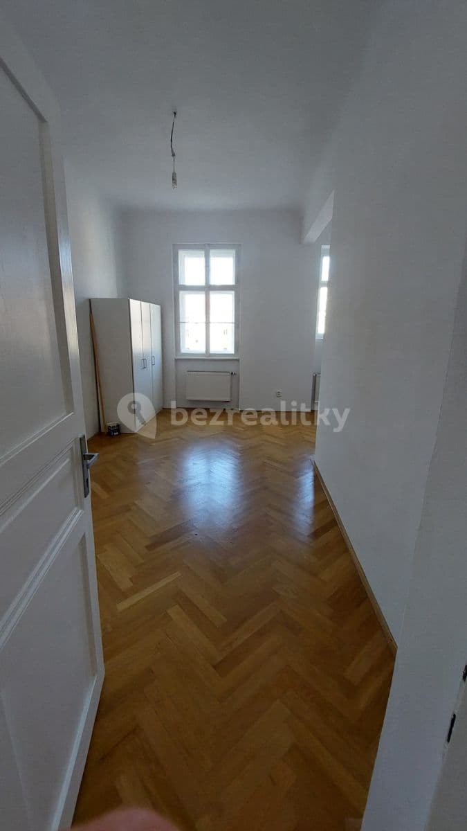 2 bedroom with open-plan kitchen flat to rent, 72 m², Veletržní, Prague, Prague 2 bedroom with open-plan kitchen flat to rent, 72 m², Veletržní, Prague, Prague