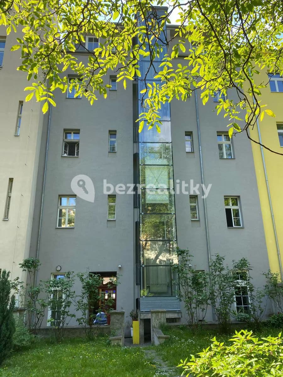 2 bedroom with open-plan kitchen flat to rent, 72 m², Veletržní, Prague, Prague 2 bedroom with open-plan kitchen flat to rent, 72 m², Veletržní, Prague, Prague
