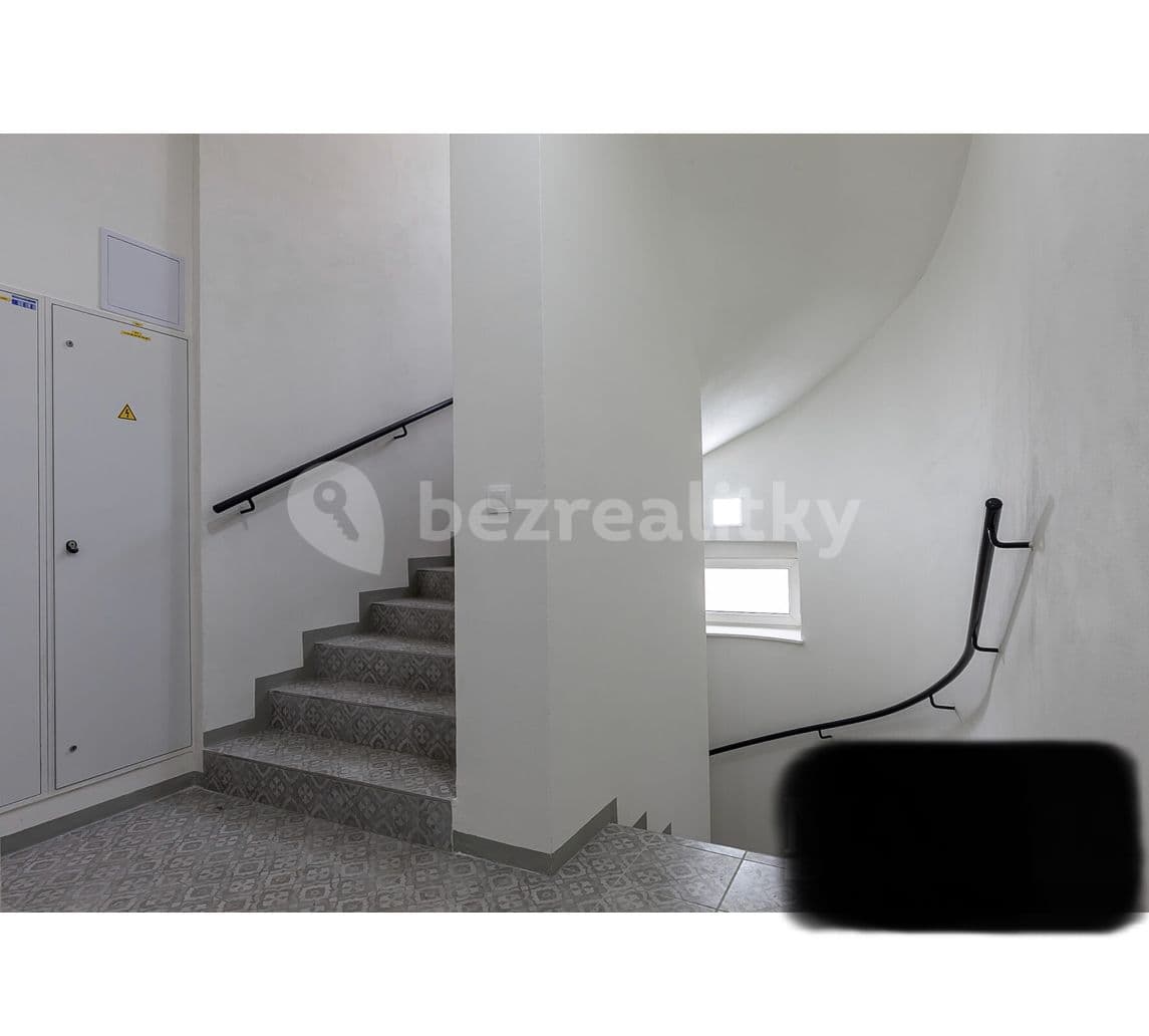 Studio flat to rent, 35 m², Holubova, Prague, Prague Studio flat to rent, 35 m², Holubova, Prague, Prague
