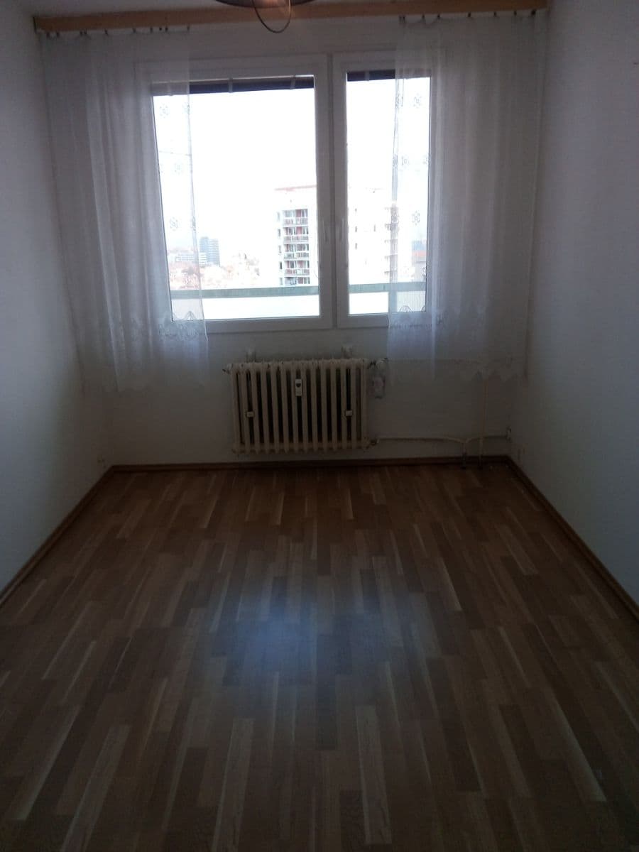 1 bedroom with open-plan kitchen flat to rent, 48 m², Mirovická, Prague, Prague 1 bedroom with open-plan kitchen flat to rent, 48 m², Mirovická, Prague, Prague