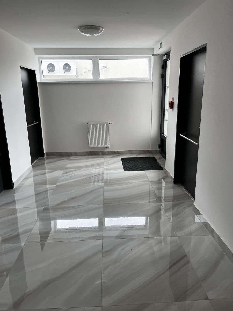 1 bedroom with open-plan kitchen flat to rent, 42 m², Kutná Hora, Středočeský Region 1 bedroom with open-plan kitchen flat to rent, 42 m², Kutná Hora, Středočeský Region