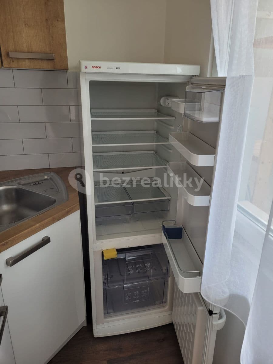 Studio flat to rent, 33 m², Sládkovičova, Prague, Prague Studio flat to rent, 33 m², Sládkovičova, Prague, Prague