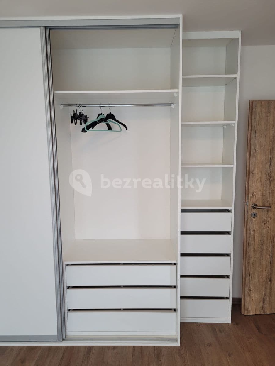 Studio flat to rent, 33 m², Sládkovičova, Prague, Prague Studio flat to rent, 33 m², Sládkovičova, Prague, Prague