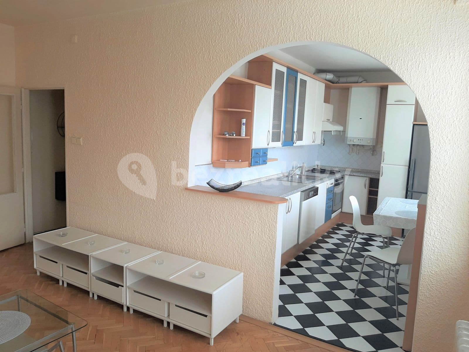 1 bedroom with open-plan kitchen flat to rent, 56 m², Poděbradova, Modřice, Jihomoravský Region 1 bedroom with open-plan kitchen flat to rent, 56 m², Poděbradova, Modřice, Jihomoravský Region