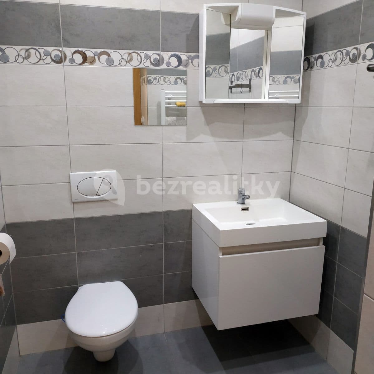 1 bedroom flat to rent, 35 m², Varenská, Ostrava, Moravskoslezský Region 1 bedroom flat to rent, 35 m², Varenská, Ostrava, Moravskoslezský Region