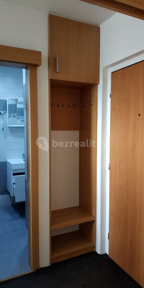 1 bedroom flat to rent, 35 m², Varenská, Ostrava, Moravskoslezský Region 1 bedroom flat to rent, 35 m², Varenská, Ostrava, Moravskoslezský Region