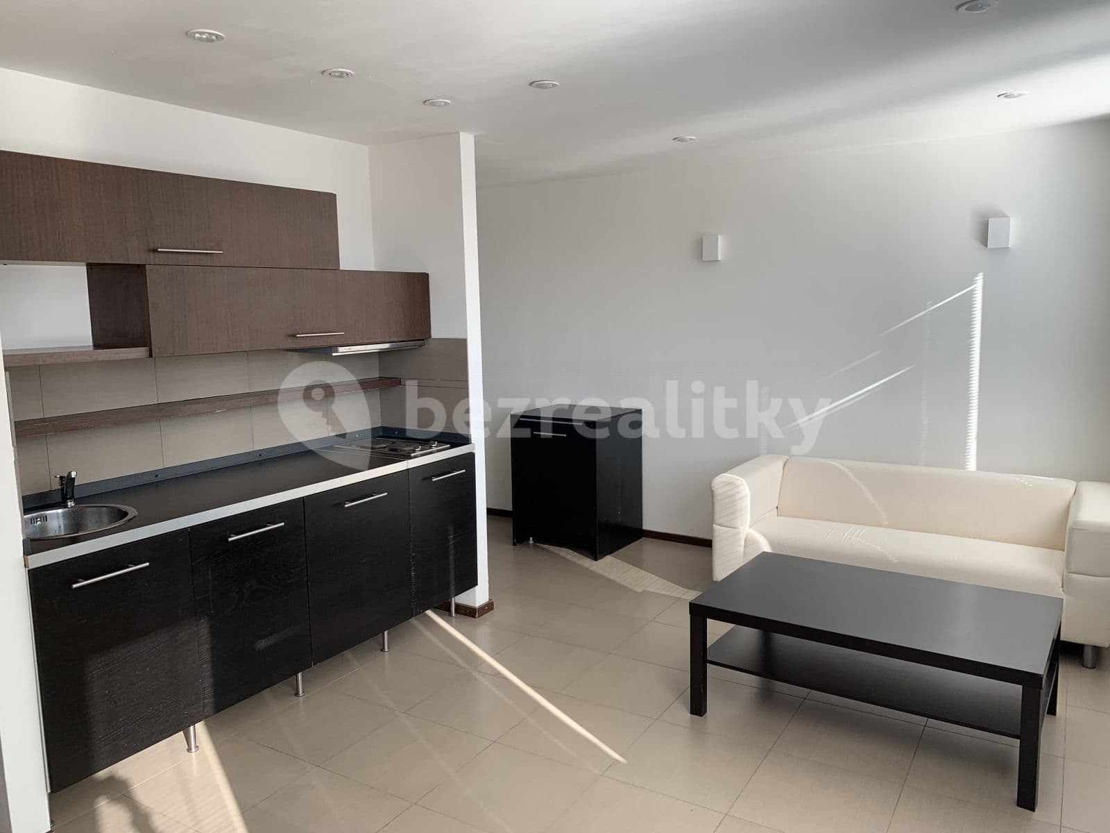 Studio flat to rent, 36 m², Točitá , Prague, Prague Studio flat to rent, 36 m², Točitá , Prague, Prague