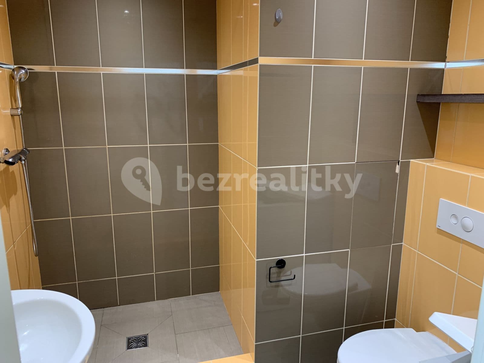 Studio flat to rent, 36 m², Točitá , Prague, Prague Studio flat to rent, 36 m², Točitá , Prague, Prague